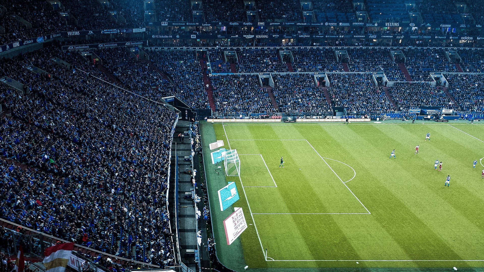 米兰真人-Faker再现操作奇迹震撼全场，fakerjs